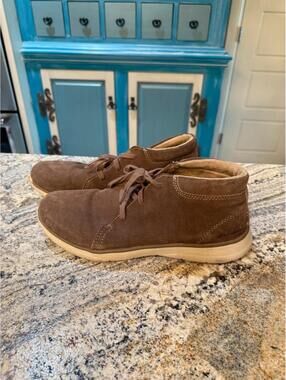 Eddie Bauer boots